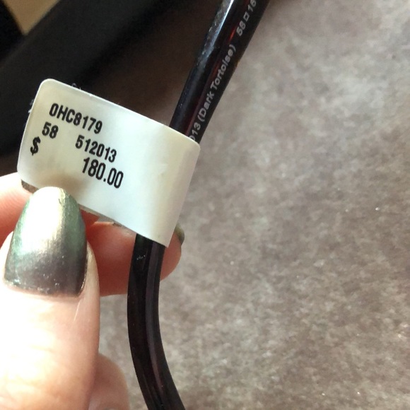 COACH SUNGLASSES (NEW) - Picture 9 of 11